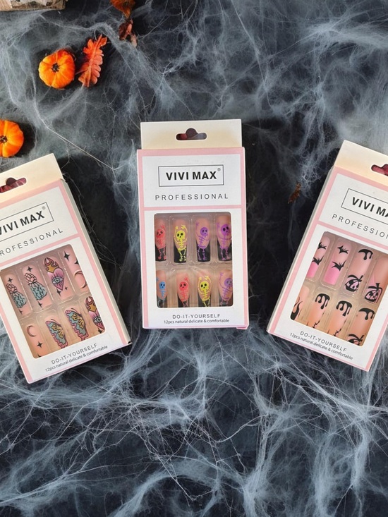 Vivi Max Other - Halloween press on nails (3 sets)